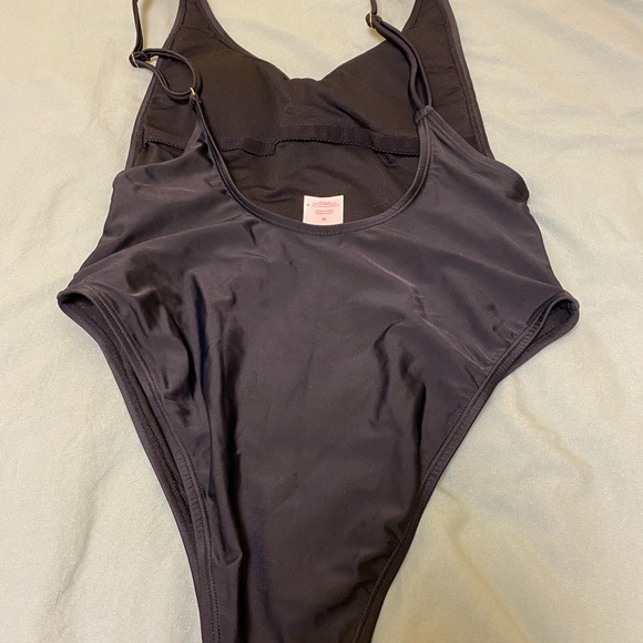 Target One Piece - Picture 1 of 3